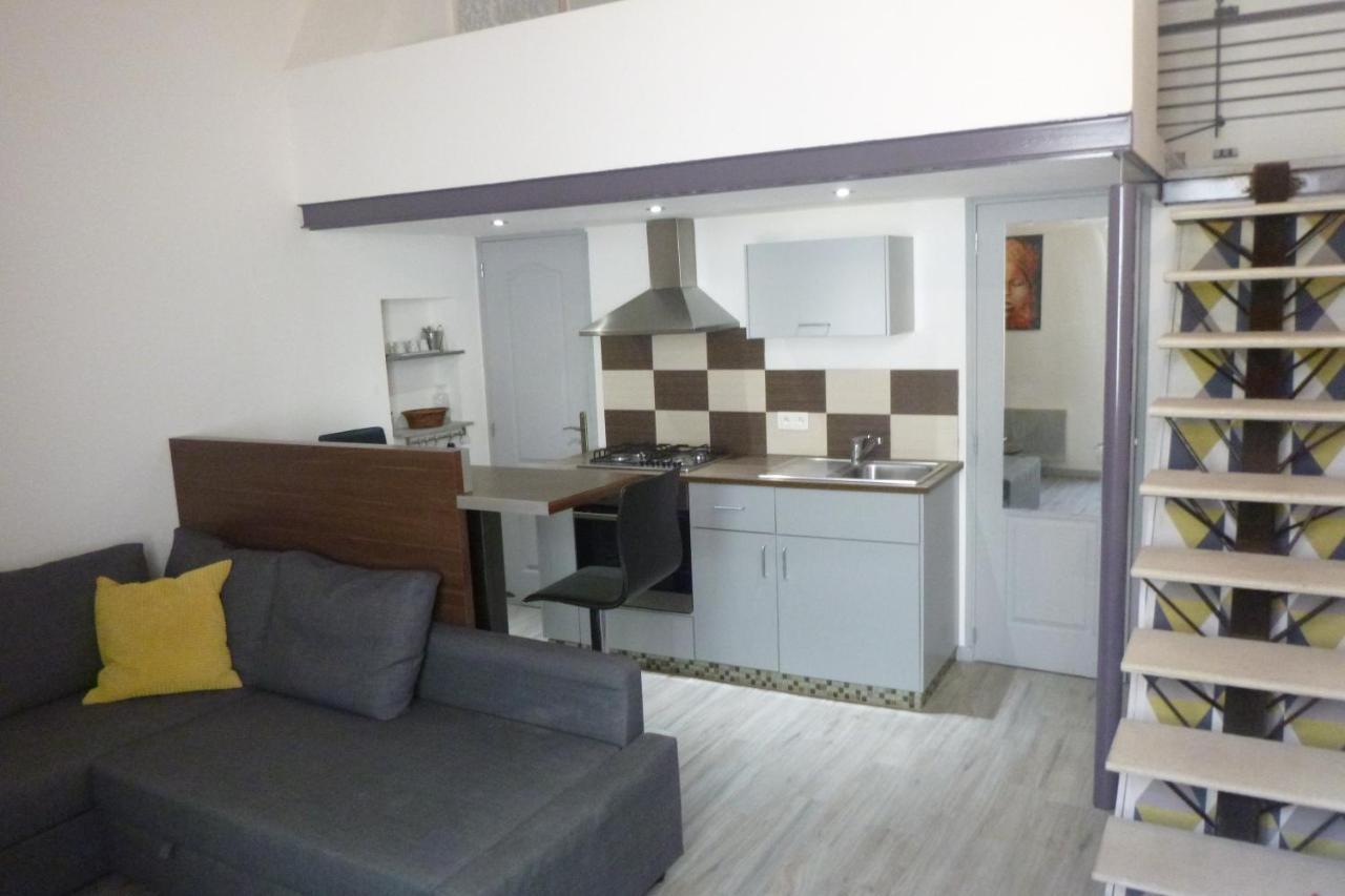 Studio Lourmarin Centre Apartment Екстериор снимка